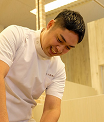 らくだ接骨院・整体院グループ院長